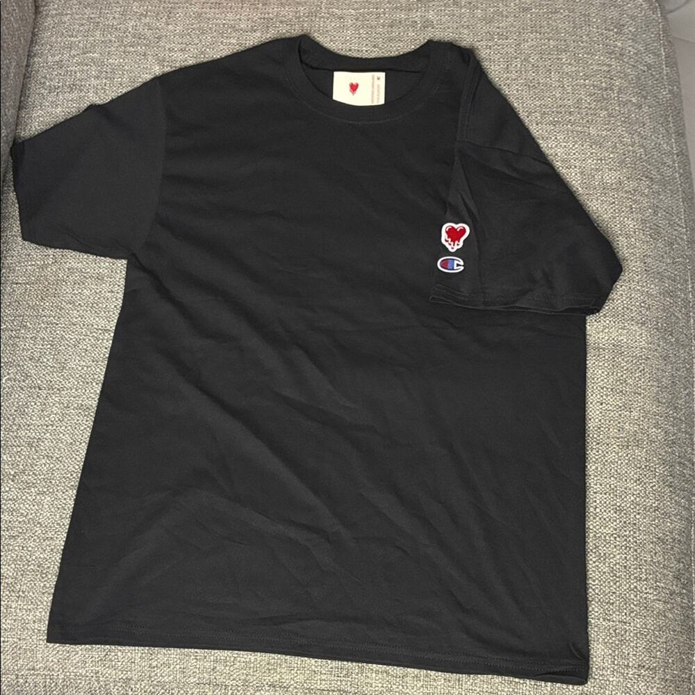 Champion Black Men's Short Sleeve Heart emotionally unavailable T-shirt size M